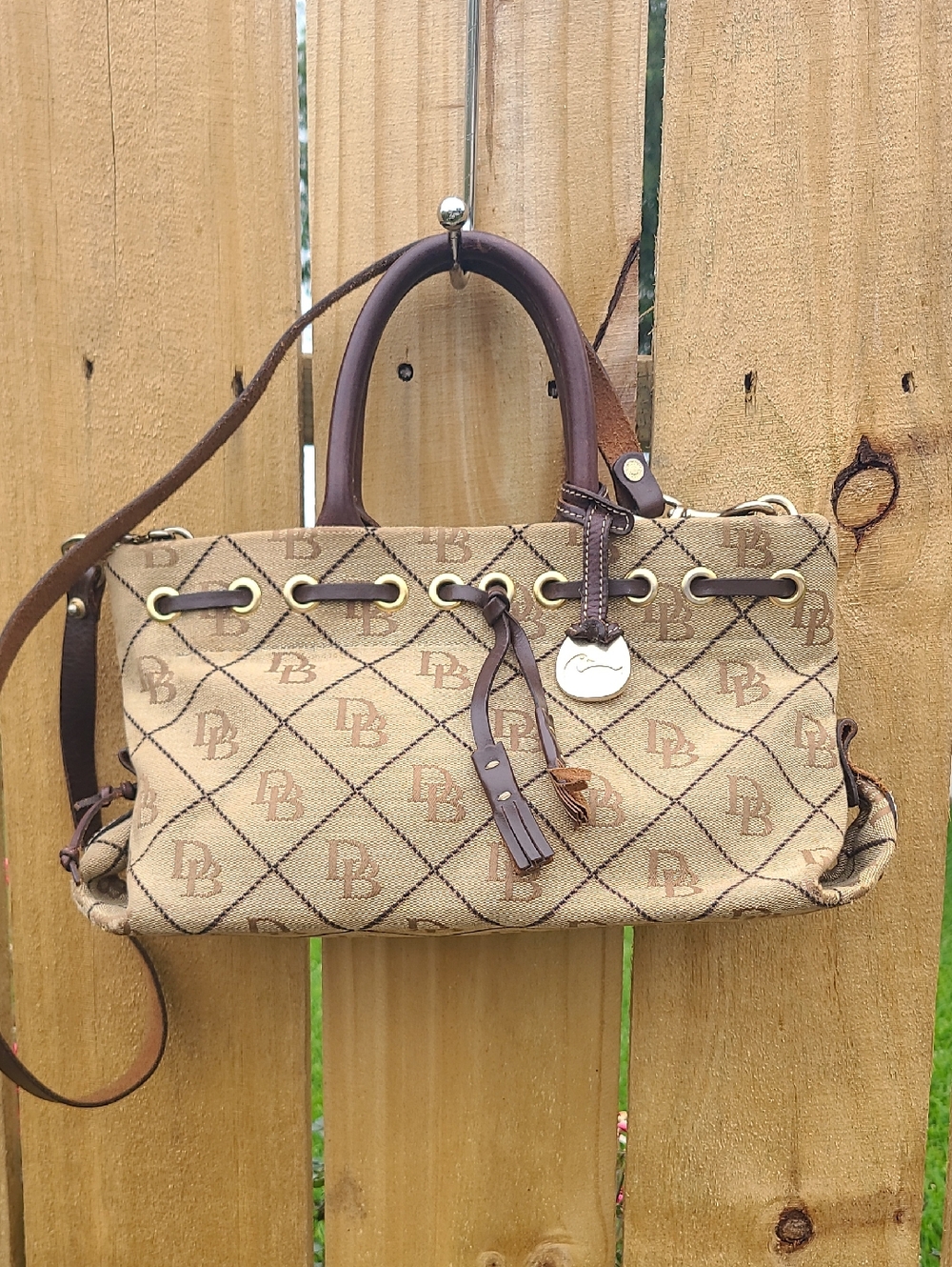 Vintage Dooney & Bourke Satchel / Crossbody
